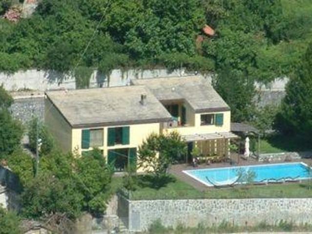 4 camere da letto, Bargagli Liguria 103701097