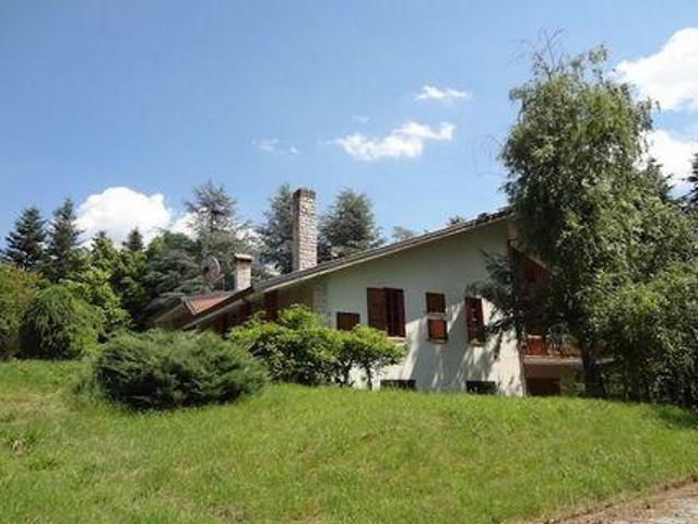 4 camere da letto, Castelraimondo Marche 103701414