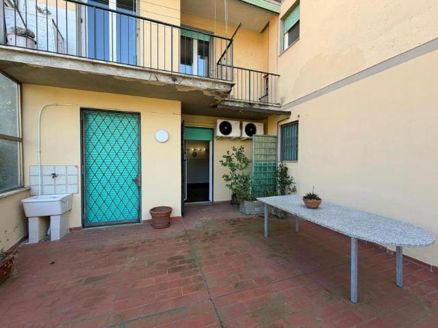 4 camere da letto, Florence Florence 50143 LS103323734