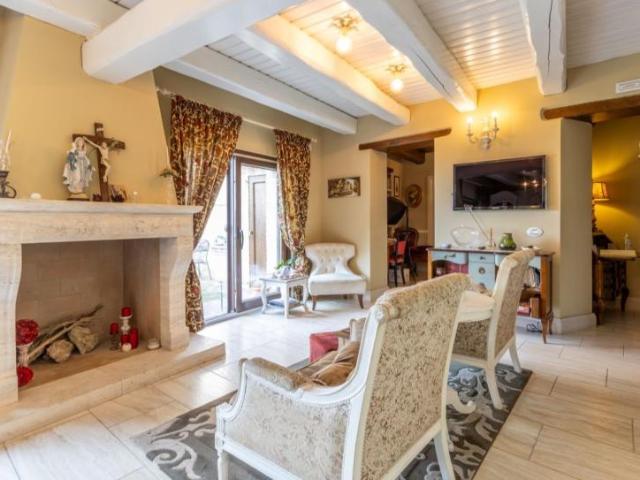 4 camere da letto, Montegiorgio Le Marche 103336989