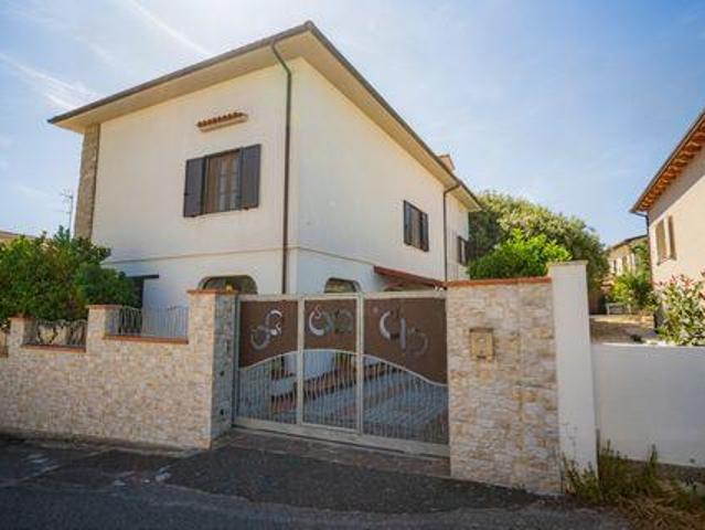 4 camere da letto, Rosignano Solvay Toscana 57016 103927199