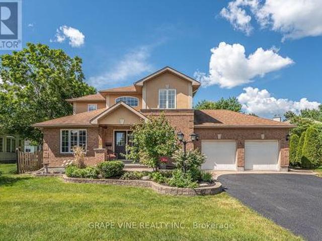 4 Carbery Drive, Ottawa, ON, K2S 1E3 house for sale | Listing ID X13448 | Royal LePage