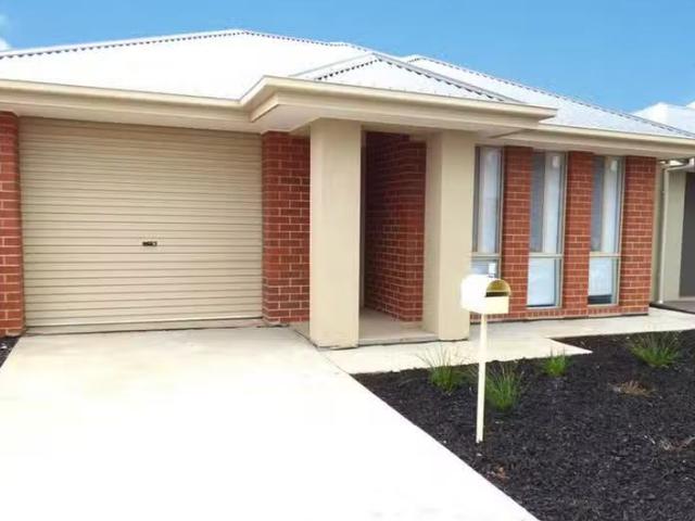 4 Carbone Drive, Munno Para West, SA 5115