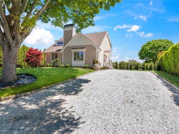 4 Carriage Ln, Southampton, NY 11968 | MLS #941837
