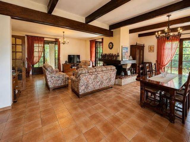 4 chambres, Nimes Languedoc 30900 LS103342953