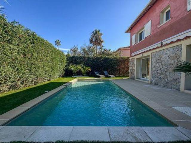 4 chambres, Antibes Provence 06160 93945920