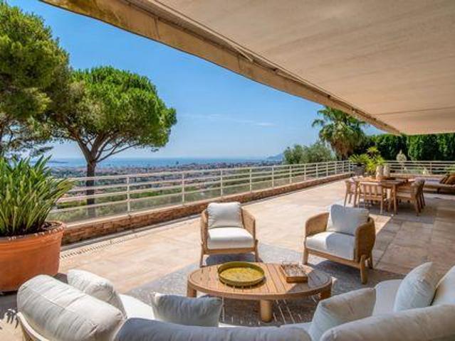4 chambres, Cannes Provence 06400 104186769