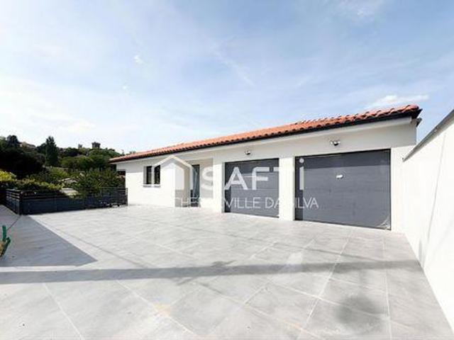 4 chambres, Chateaugay Auvergne 63119 103218183