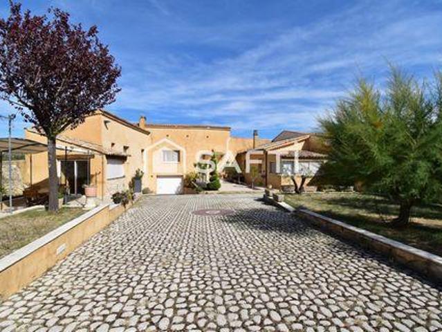 4 chambres, Chateauneuf Provence 04200 106230572
