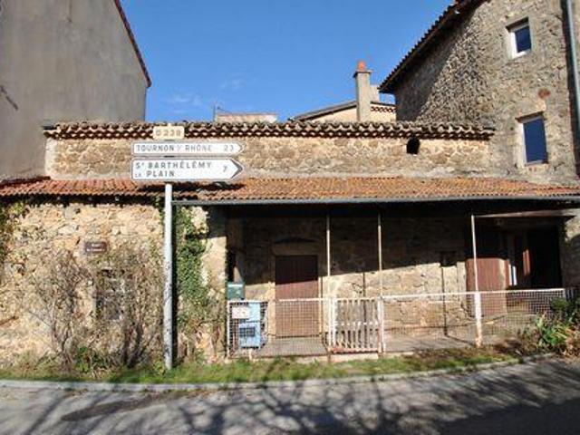 4 chambres, Colombier Rhône 07270 102665811