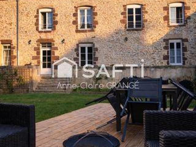 4 chambres, Fresnay Pays de la Loire 72130 102023425