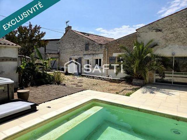 4 chambres, Gibourne Poitou 17160 LS105103183