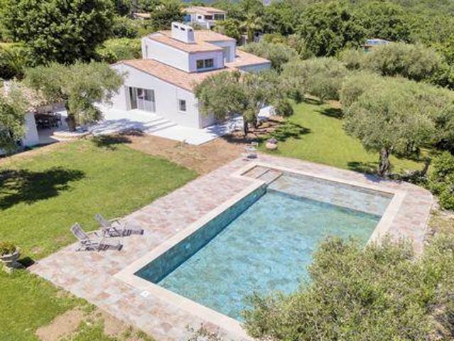 4 chambres, Grasse Provence Alpes Côte d'Azur 06740 92584194
