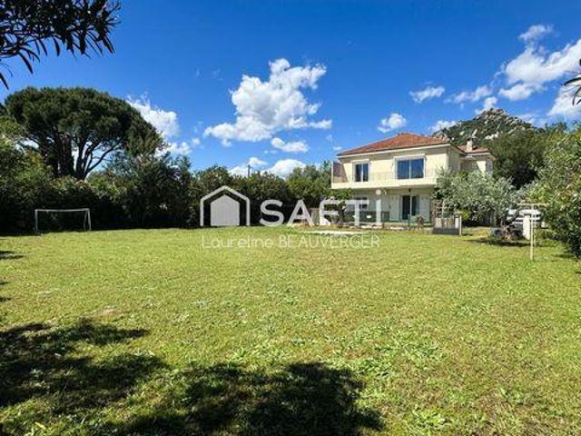 4 chambres, Hyeres Provence 83400 102582035