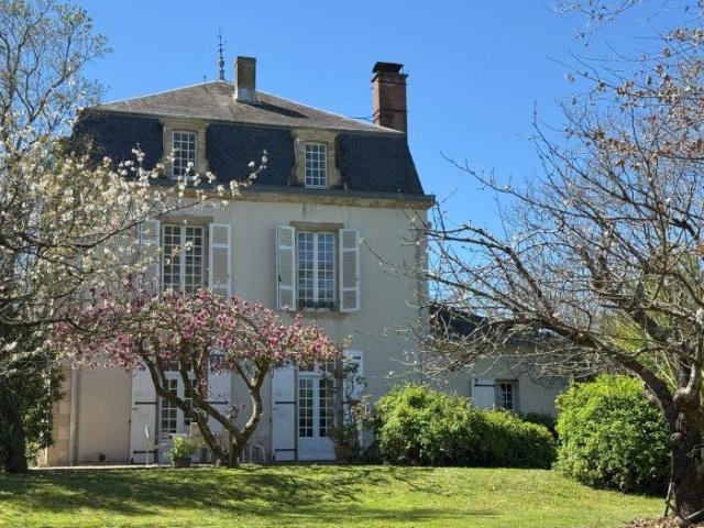 4 chambres, Hautes Midi 102812579