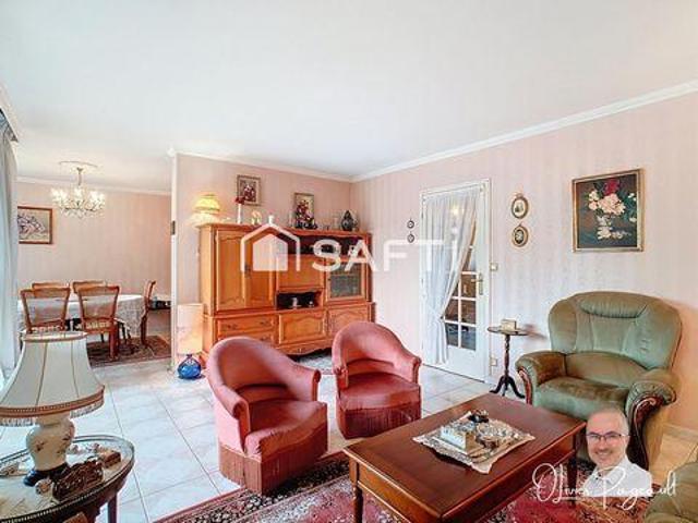 4 chambres, Lyon 8e Arrondissement Rhône 69008 100782542