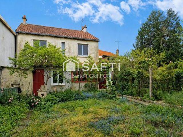 4 chambres, La Romagne Pays de la Loire 49740 LS102440304