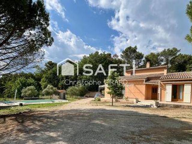 4 chambres, La Tour Provence 84240 102856927