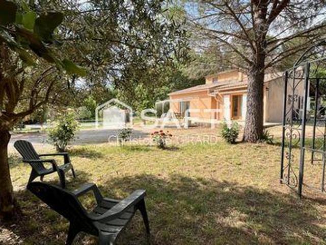 4 chambres, La Tour Provence 84240 102856927