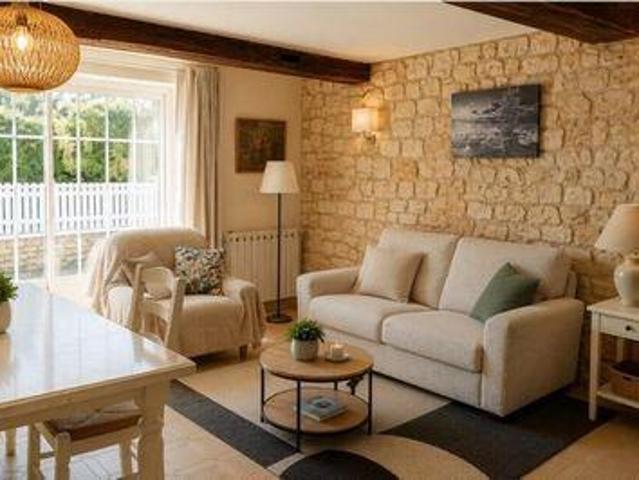 4 chambres, Lalheue Bourgogne 71240 LS104404225