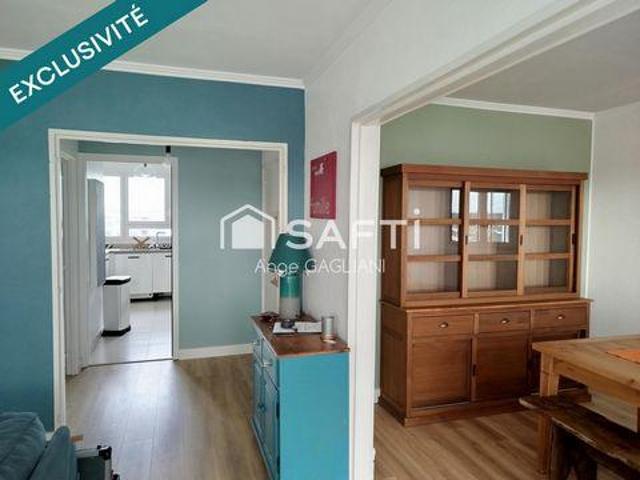 4 chambres, Laval Pays de la Loire 53000 103659522