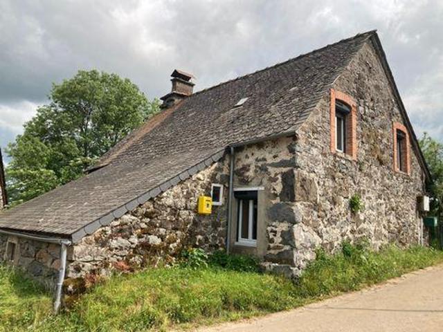4 chambres, Le Monteil Auvergne 15240 102524924