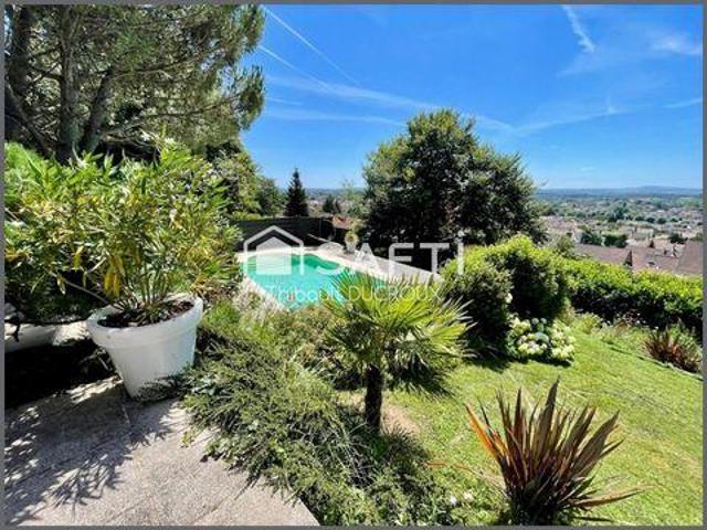 4 chambres, Le Creusot Bourgogne 71200 101229884