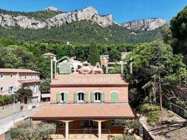 4 chambres, Le Revest Provence 83200 102368588