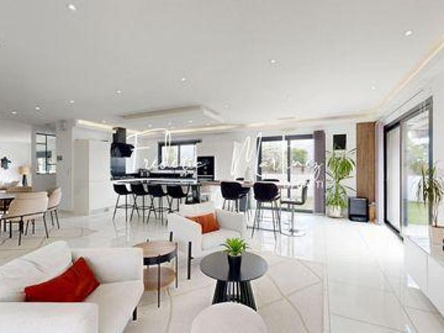 4 chambres, Lespinasse Midi 31150 100783506