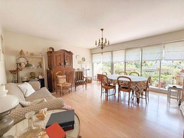 4 chambres, Poissy Île 78300 102759328