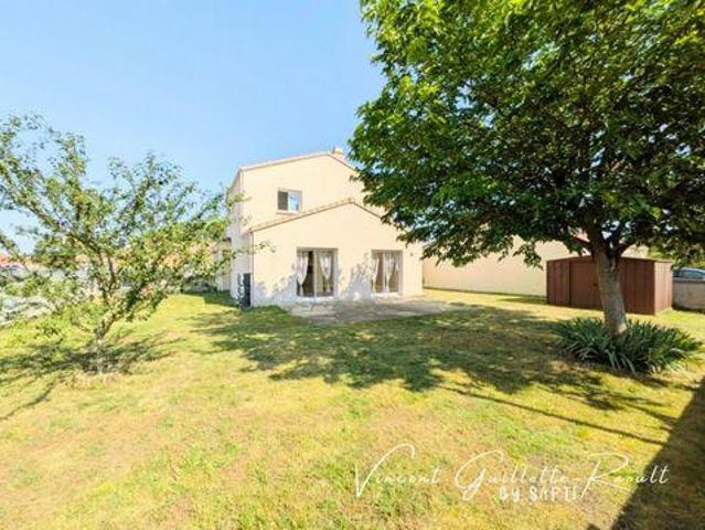 4 chambres, Port Pays de la Loire 44710 103383385
