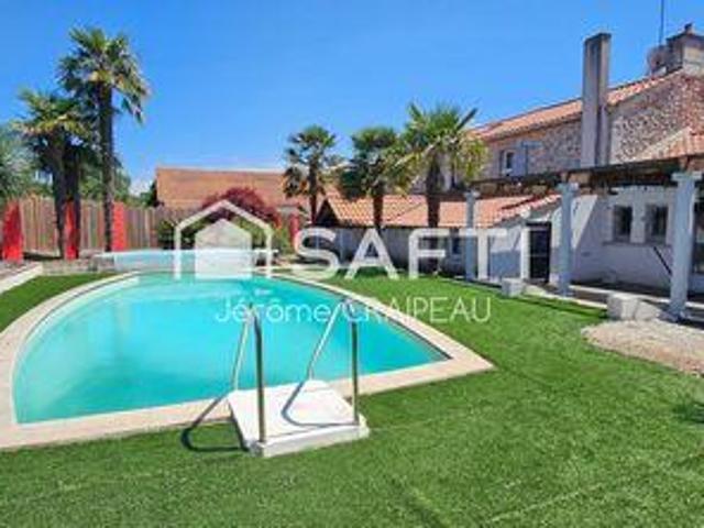 4 chambres, Saint Pays de la Loire 85540 101025519