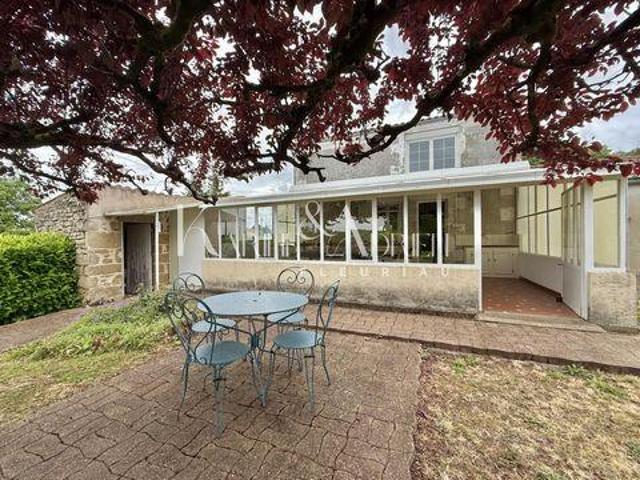 4 chambres, Saint Pays de la Loire 85200 102276304