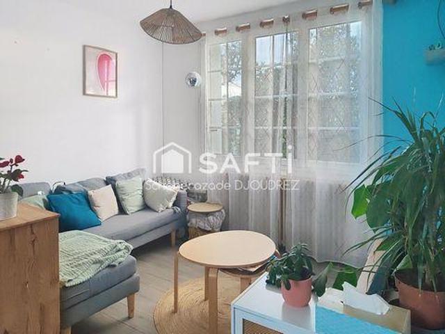 4 chambres, Saint Pays de la Loire 85250 LS104404206