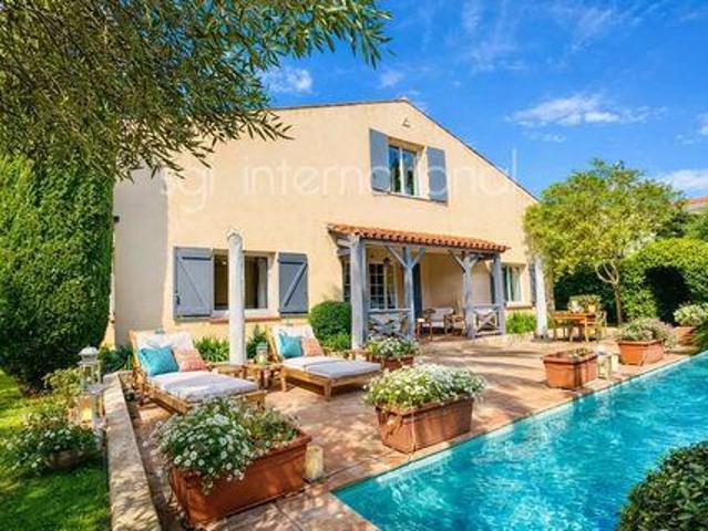 4 chambres, Saint Provence 83990 102759779