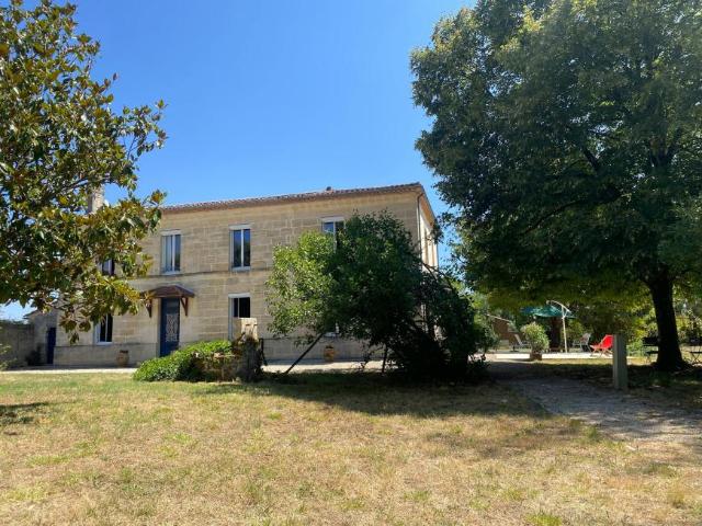 4 chambres, Saint Saint 33240 105072903