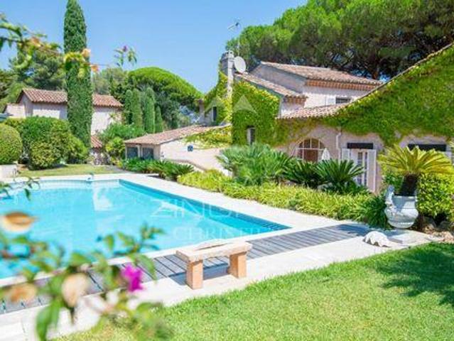 4 chambres, Sainte Provence 83120 100952743