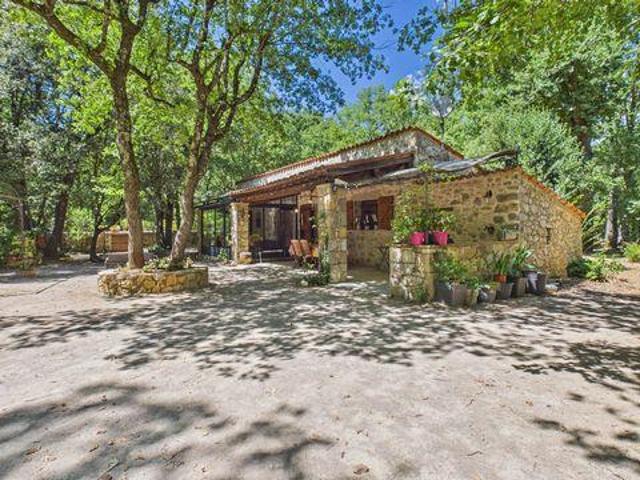 4 chambres, Tourrettes Provence 83440 104945205