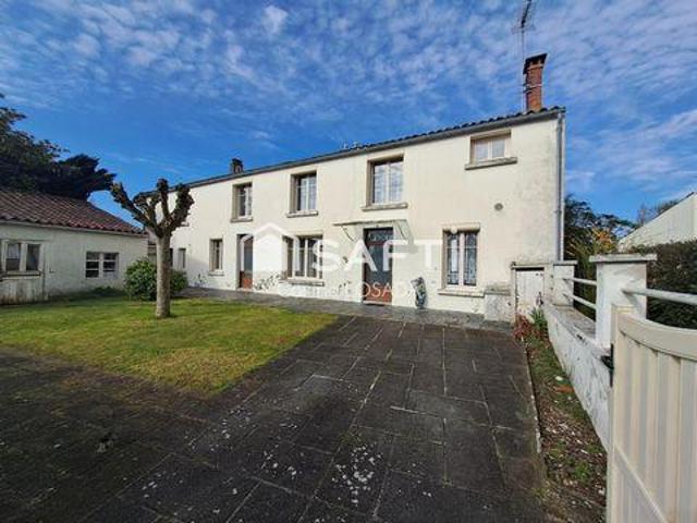 4 chambres, Velluire Pays de la Loire 85770 99984655
