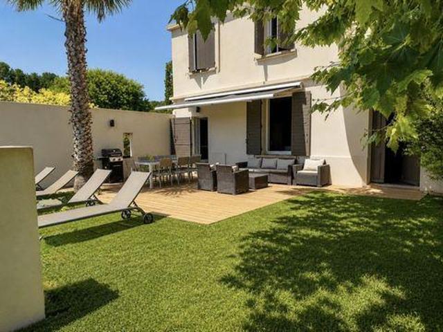 4 chambres, Villeneuve Les Avignon Languedoc 30400 103183562