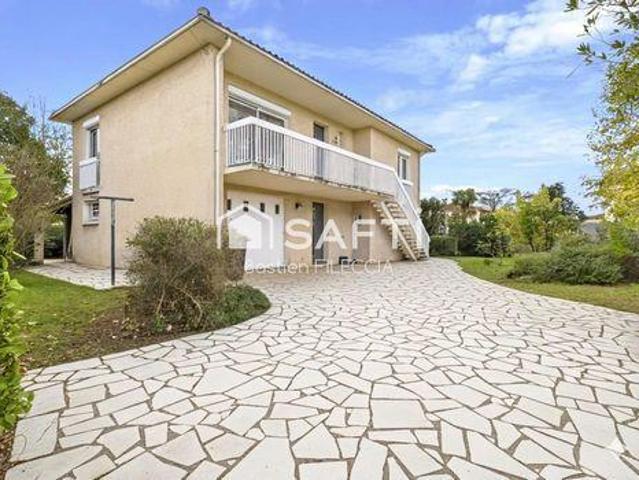4 chambres, Villeneuve Midi 31270 102472767