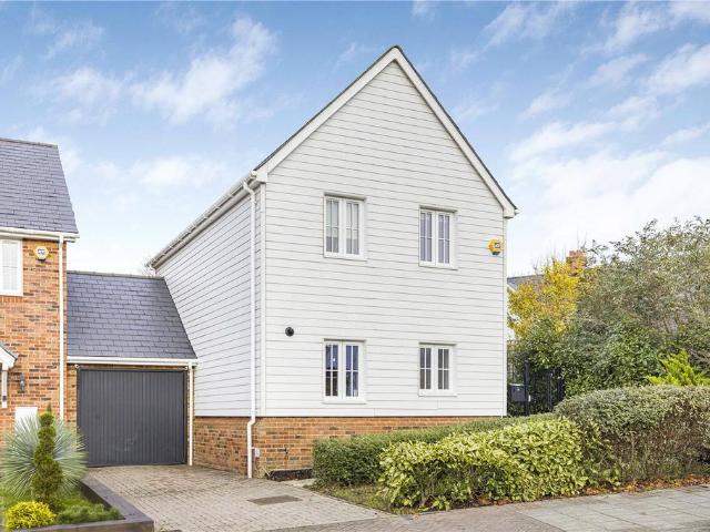 4 Chalk Pit Avenue, London, BR5 3JG, United Kingdom | 3 bed house for rent #140228658 | Rentberry
