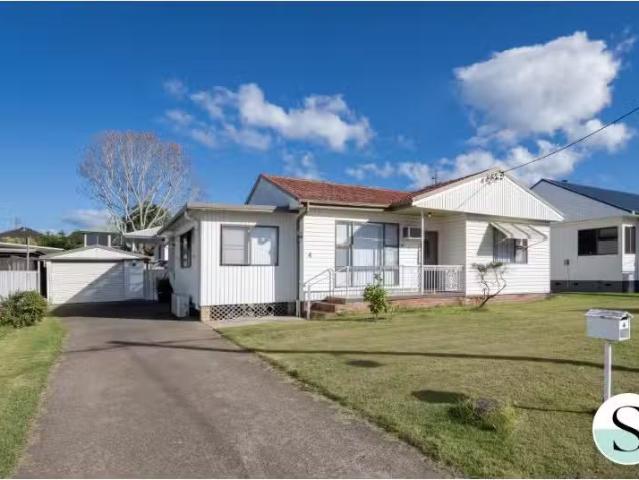 4 Cobbin Parade, Belmont House for rent Listed by Sold Real E.
