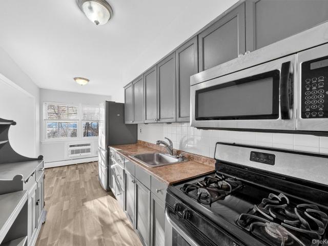 4 Colonial Rd, Unit 96, Beacon, NY 12508 | MLS #1022