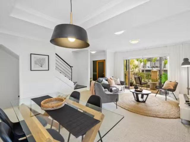 4 Constitution Street, East Perth Townhouse for rent Listed b.