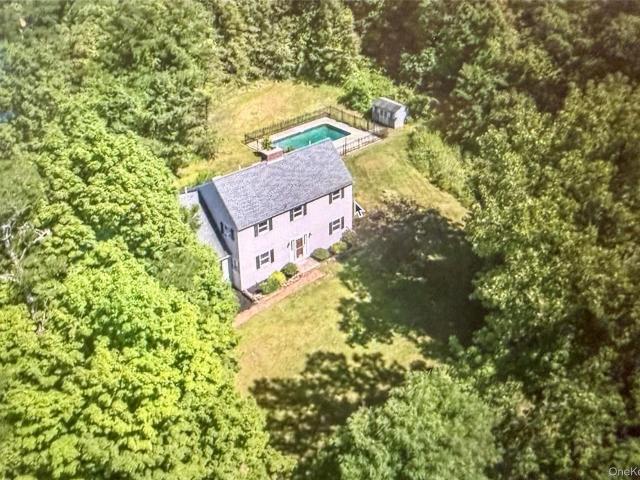 4 Cove Road