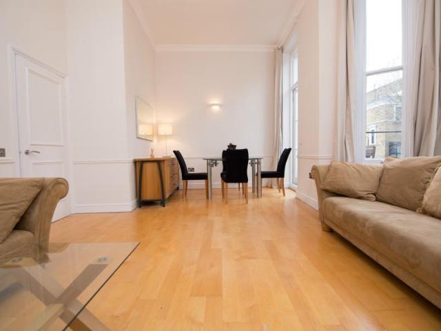4 Cromwell Crescent, London, SW5 9QN, United Kingdom | 2 bed apartment for rent #128739064 | Rentberry