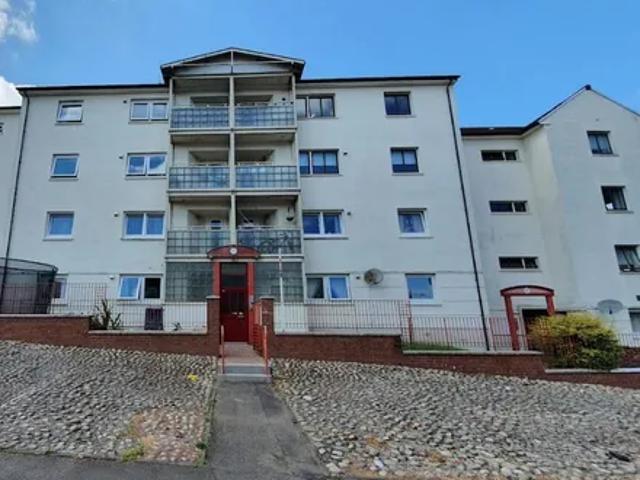 4 Croftfoot Street, Glasgow, G45 0BP, United Kingdom | 2 bed apartment for rent #134900120 | Rentberry