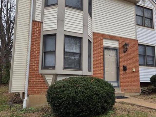 4 Dubois Ct, Washington, MO 63090