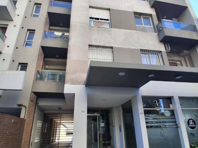 4 de Enero 1677 Piso 10 Departamento B